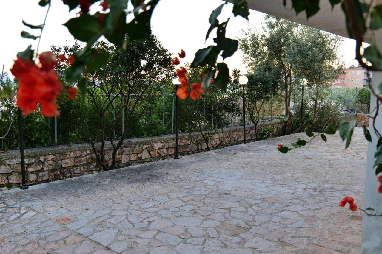 Davide Rooms Sarande Exterior photo